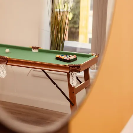 Penthouse 2br Duplex&free Parking * ليدز
