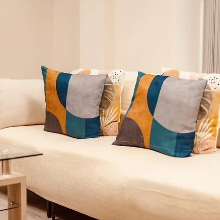 Penthouse 2br Duplex&free Parking 公寓 *