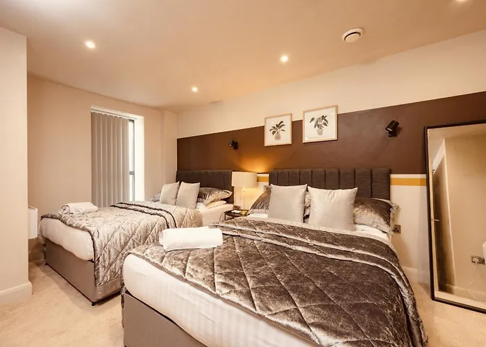 Penthouse 2br Duplex&free Parking * Лідс