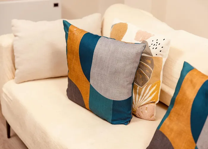 Апартаменти Penthouse 2br Duplex&free Parking *