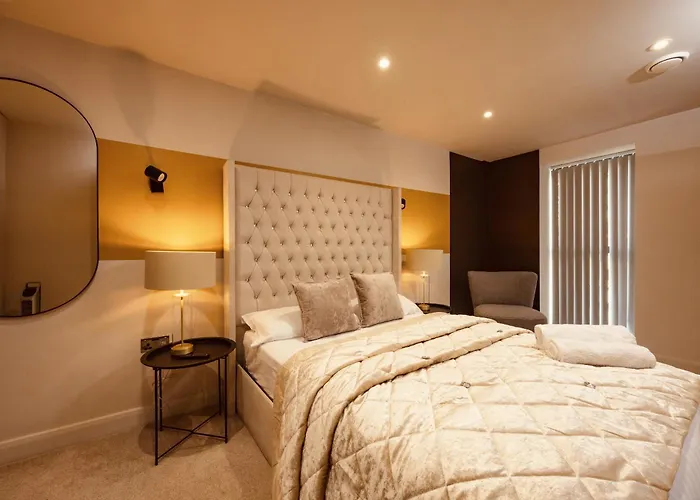 Апартаменти Penthouse 2br Duplex&free Parking *