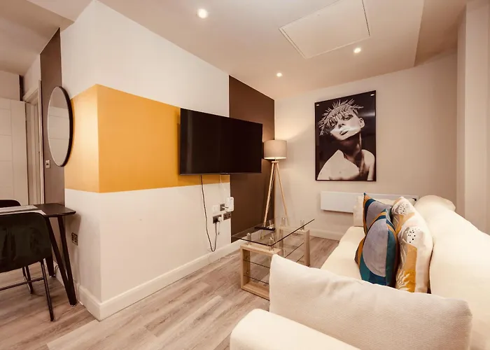 Penthouse 2br Duplex&free Parking דירה *